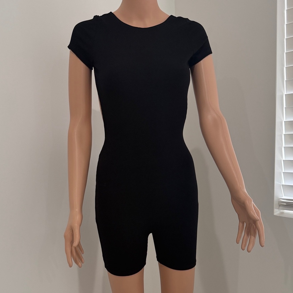OOTDFash Black Short Sleeve Romper